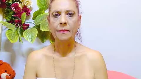 hot queen online show from 07.18.26