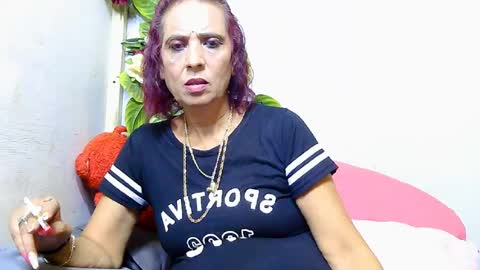 hot queen online show from 07.24.26