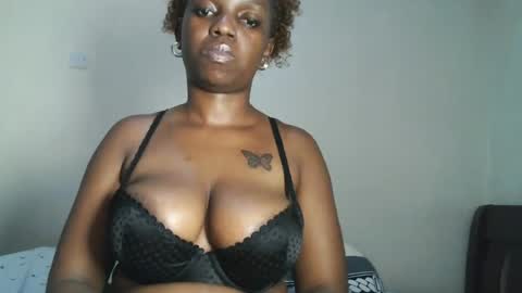 Snapshot of hot_sexxy_baby chatting on 06.16.26 hot_sexxy_baby online show from 06.16.26