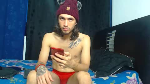 Hot Sharks   online show from 11.10.25