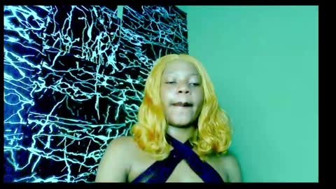 Stella online show from 12.25.24