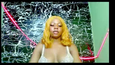 Stella online show from 02.06.25