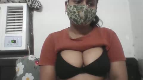 Snapshot of hot_tanvi chatting on 05.19.26 Tanvi online show from 05.19.26