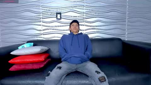 Snapshot of hot_temptation21 chatting on 10.02.25 hot_temptation21 online show from 10.02.25