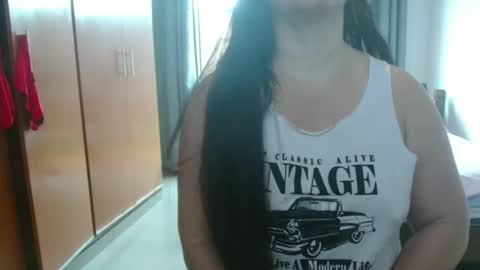 Snapshot of hot_wiffe chatting on 02.10.26 couple without tabus online show from 02.10.26