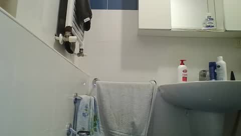 hotandwild2003 online show from 02.22.26