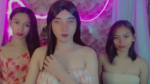 Snapshot of hotangelslut4u chatting on 07.18.26 Angel online show from 07.18.26
