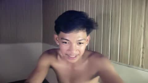hotasian_jerome online show from 04.29.26