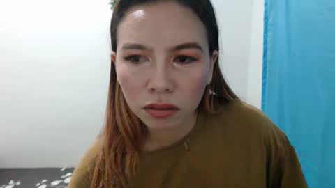 hotasian_pinky online show from 02.23.25