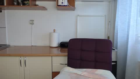 Snapshot of hotass01 chatting on 12.29.24 Anie online show from 12.29.24