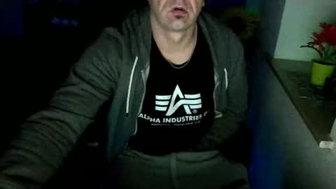 Snapshot of hotblayboy chatting on 01.05.25 hotblayboy online show from 01.05.25