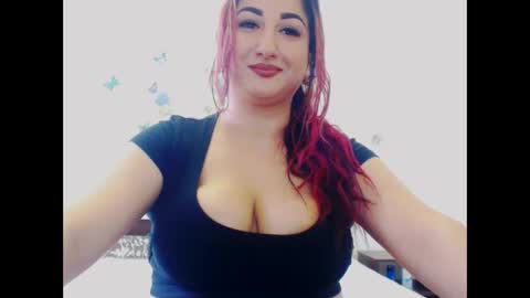 Snapshot of hotboobsmaya chatting on 02.12.25 hotboobsmaya online show from 02.12.25