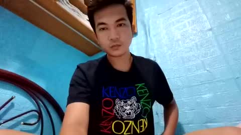 Snapshot of hotboyralph_2995xx chatting on 11.15.25 hotboyralph_2995xx online show from 11.15.25