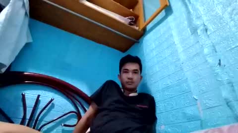 Snapshot of hotboyralph_2995xx chatting on 12.19.25 hotboyralph_2995xx online show from 12.19.25