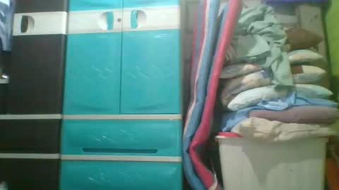 Snapshot of hotchicks4uxx chatting on 01.09.26 hotchicks4uxx online show from 01.09.26