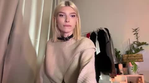 hotchubently online show from 10.17.25