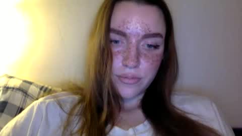 Snapshot of hoteffy chatting on 02.07.26 effy online show from 02.07.26