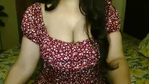 Snapshot of hoteliza6 chatting on 11.15.25 Eliza i dont show face in any show online show from 11.15.25