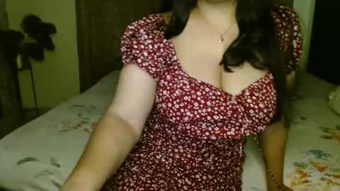 Snapshot of hoteliza6 chatting on 02.13.26 Eliza i dont show face in any show online show from 02.13.26