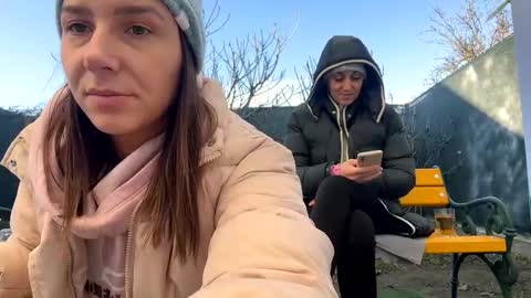 Snapshot of hotfallinganna chatting on 12.15.24 Anna online show from 12.15.24