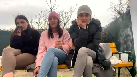 Anna online show from 12.21.24