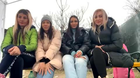 Snapshot of hotfallinganna chatting on 12.27.24 Anna online show from 12.27.24