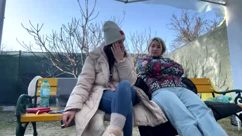 Snapshot of hotfallinganna chatting on 02.09.25 Anna online show from 02.09.25