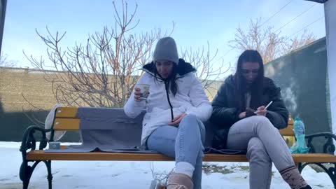 Snapshot of hotfallinganna chatting on 02.26.25 Anna online show from 02.26.25