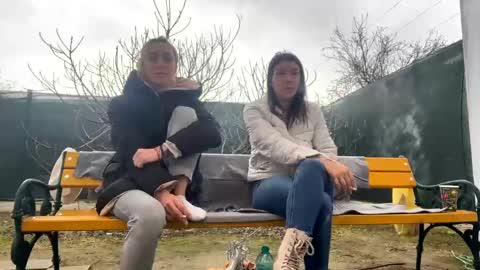 Snapshot of hotfallinganna chatting on 03.12.25 Anna online show from 03.12.25