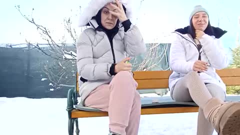 Snapshot of hotfallinganna chatting on 02.22.26 Anna online show from 02.22.26