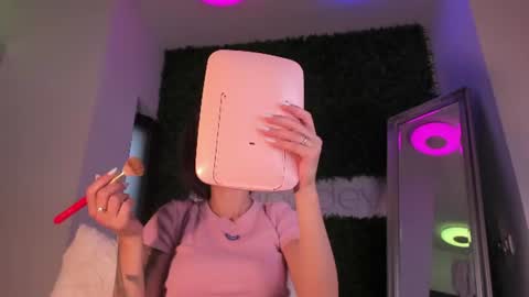 hotfallingdevil online show from 06.16.26
