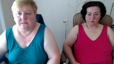 Snapshot of hotfiremommy chatting on 07.19.26 LimonkaFire online show from 07.19.26