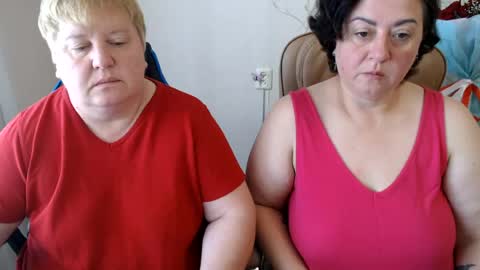 Snapshot of hotfiremommy chatting on 07.23.26 LimonkaFire online show from 07.23.26