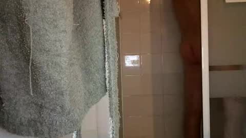 Snapshot of hotfrenchdadd chatting on 04.19.26 hotfrenchdadd online show from 04.19.26