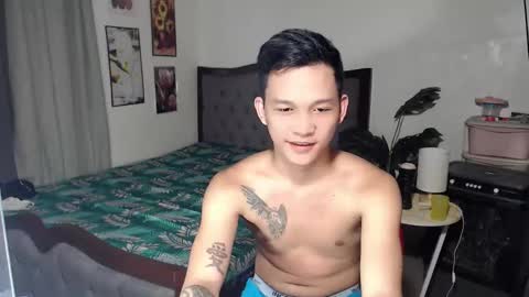 hotguy0503 online show from 10.30.25