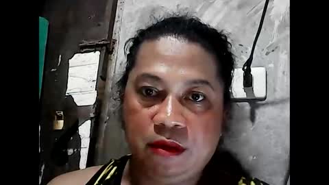 Snapshot of hothadjiee chatting on 11.27.25 hardfuckerxxxxx online show from 11.27.25