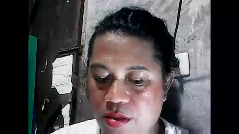 Snapshot of hothadjiee chatting on 11.28.25 hardfuckerxxxxx online show from 11.28.25