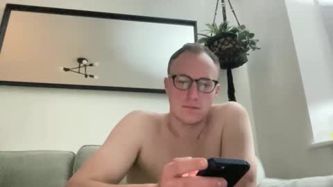 hotholby86 online show from 12.10.24