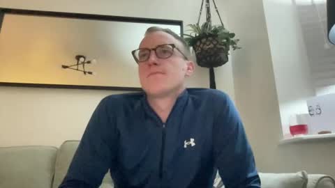 hotholby86 online show from 12.14.24