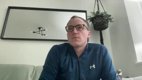 hotholby86 online show from 01.05.25