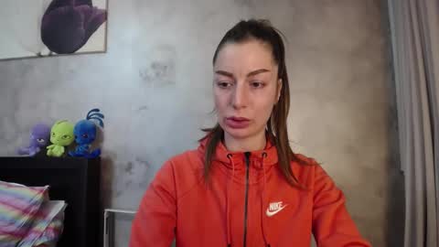 Lia   online show from 02.22.26