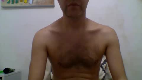 hottitan  twitter Marianoshcam online show from 10.24.25