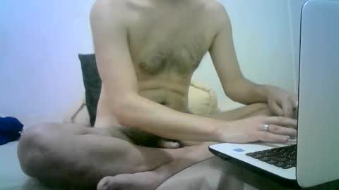 hottitan  twitter Marianoshcam online show from 05.31.26