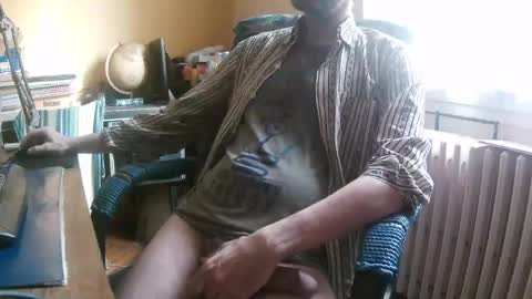 Snapshot of hotleopold chatting on 02.18.26 hotleopold online show from 02.18.26