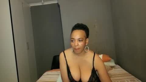 Snapshot of hotlilya chatting on 02.13.26 hotlilya online show from 02.13.26