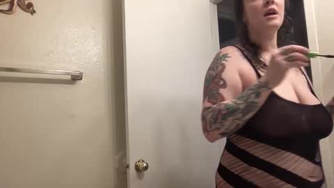 Snapshot of hotmama6666 chatting on 02.18.25 Annabelle online show from 02.18.25