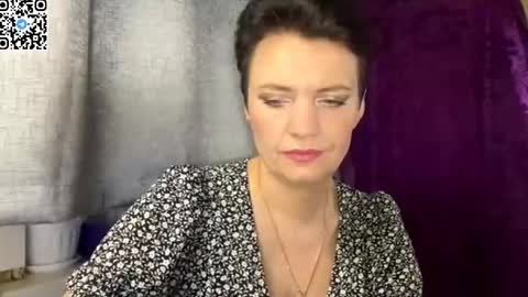 Snapshot of hotmamaqueen234 chatting on 05.24.26 hotmamaqueen234 online show from 05.24.26