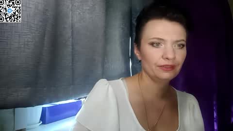 Snapshot of hotmamaqueen234 chatting on 06.02.26 hotmamaqueen234 online show from 06.02.26