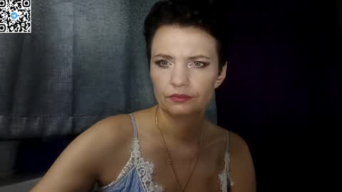 Snapshot of hotmamaqueen234 chatting on 06.03.26 hotmamaqueen234 online show from 06.03.26