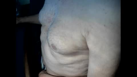 Snapshot of hotmassage50 chatting on 09.25.25 hotmassage50 online show from 09.25.25